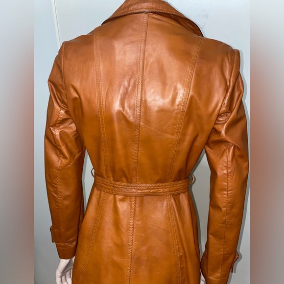 Stunning Leather jacket by Wilsons Suede & Leather in size 10 - Picture 3 of 11